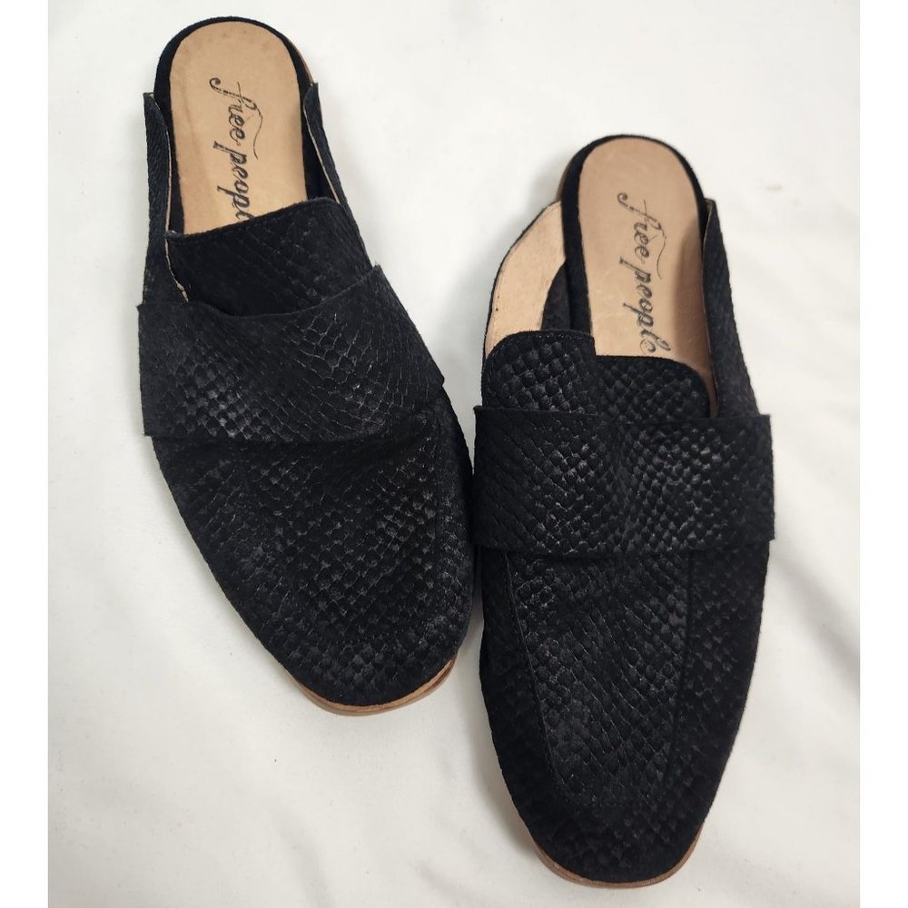 Free People Women's Sz. 37 Black Snakeskin Embossed Suede At Ease Loafer Mules
